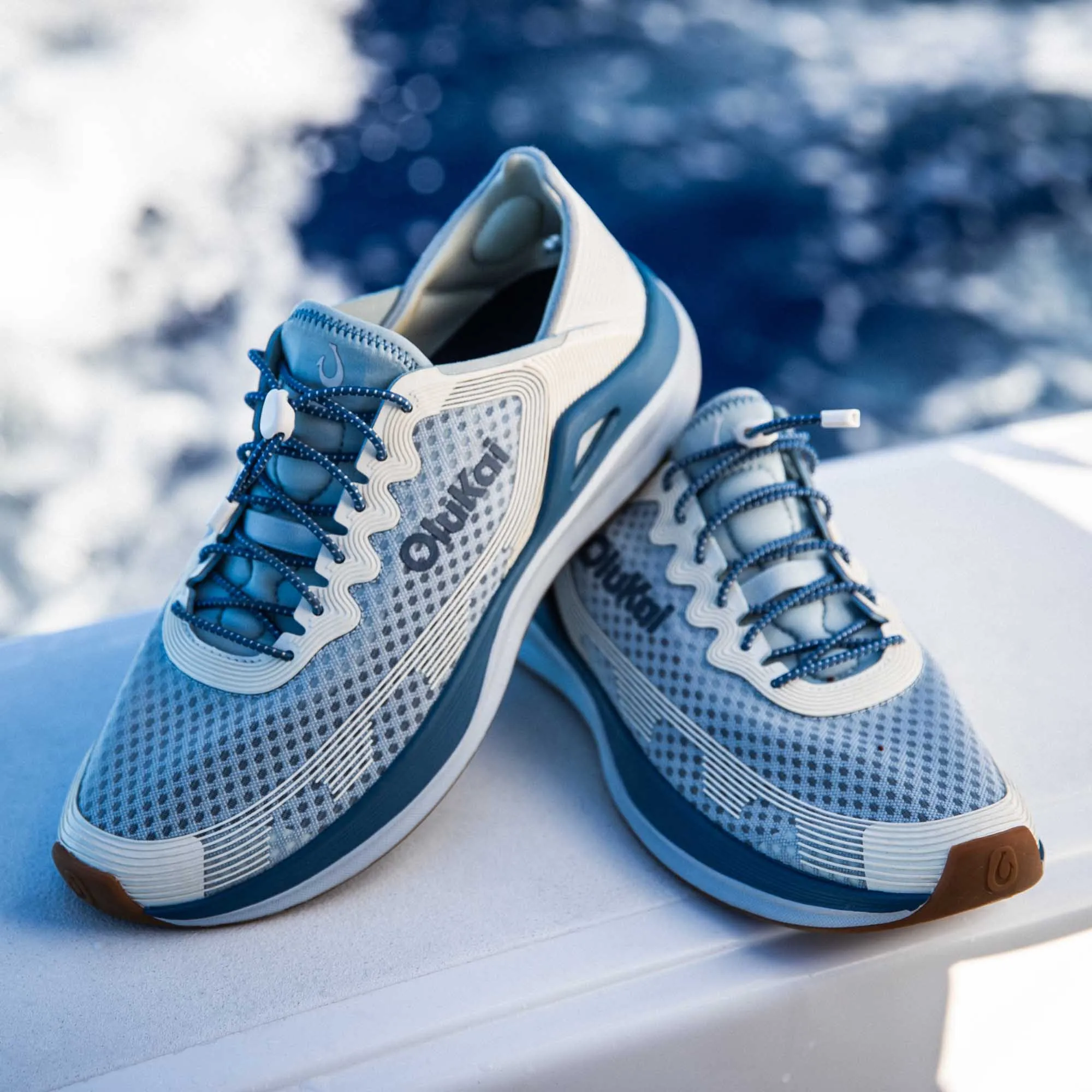 'Ahi - Blue Pearl / White Sand