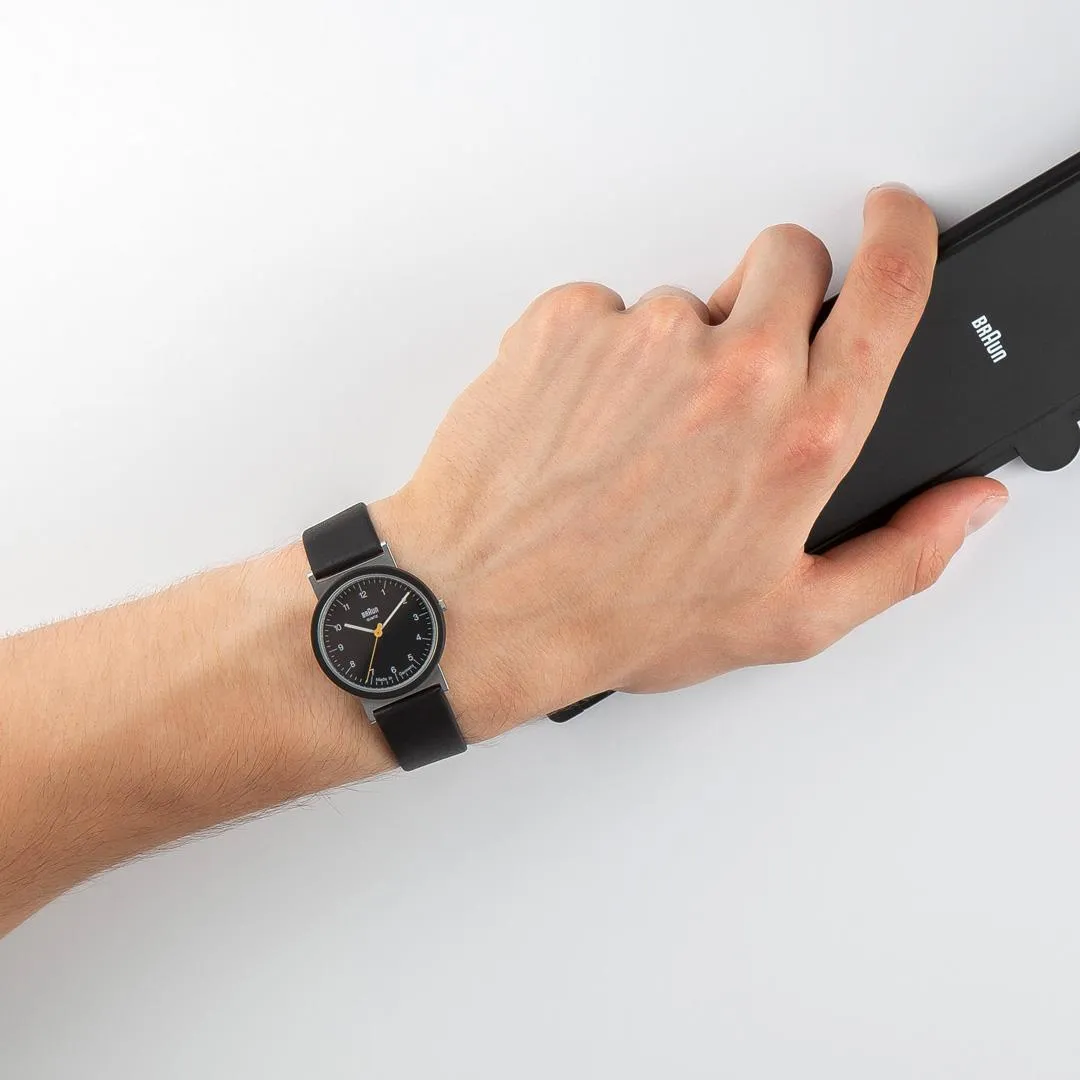 AW10 Braun classic watch - black dial and black leather strap