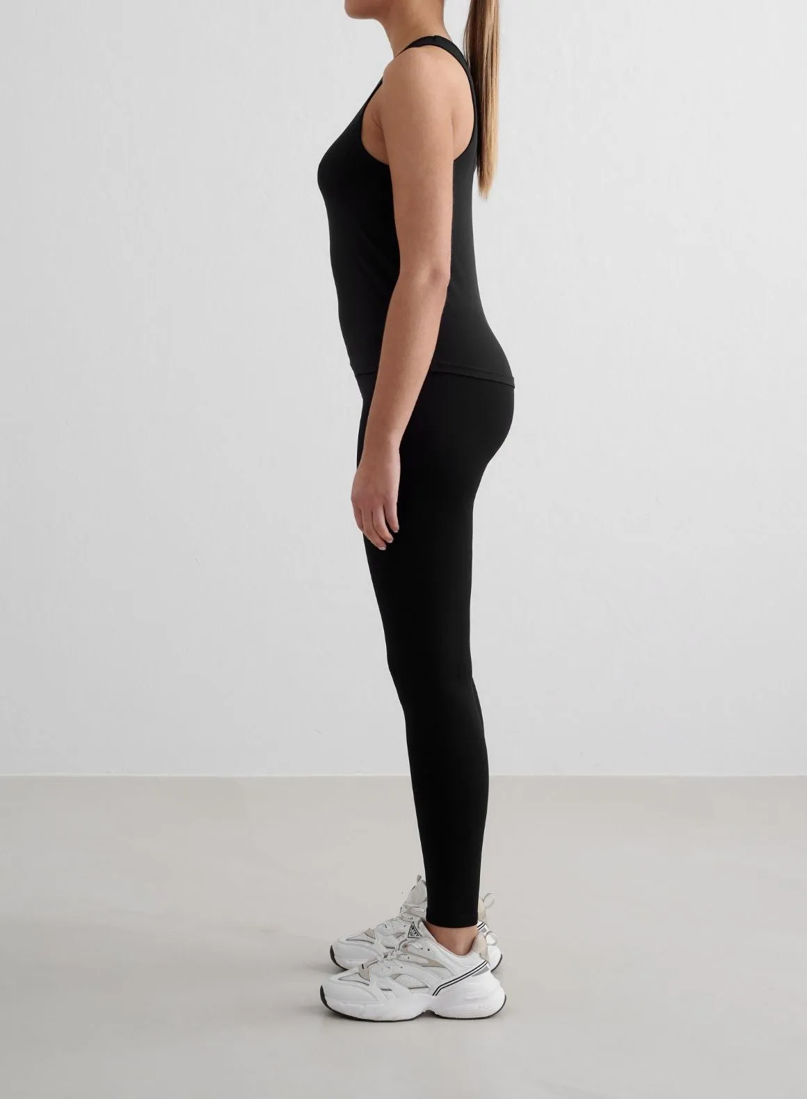 Black Soft Basic Singlet