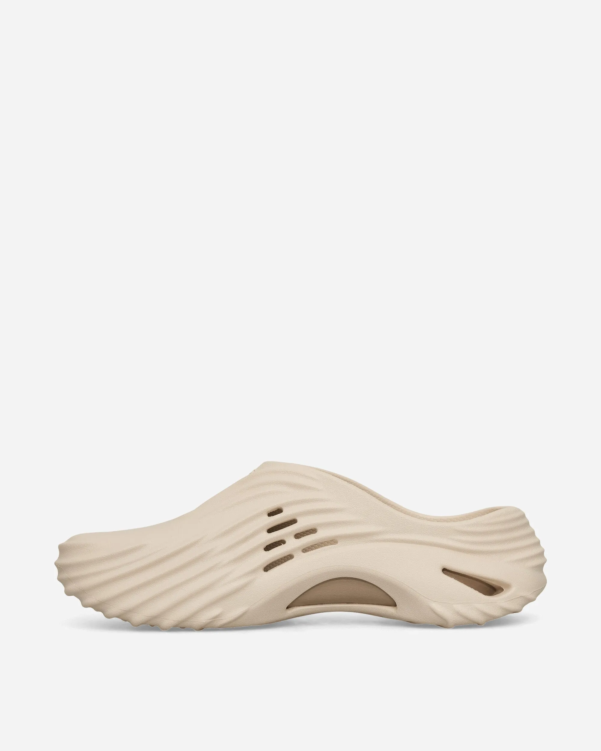 Echo Wave Mules Almond Tint