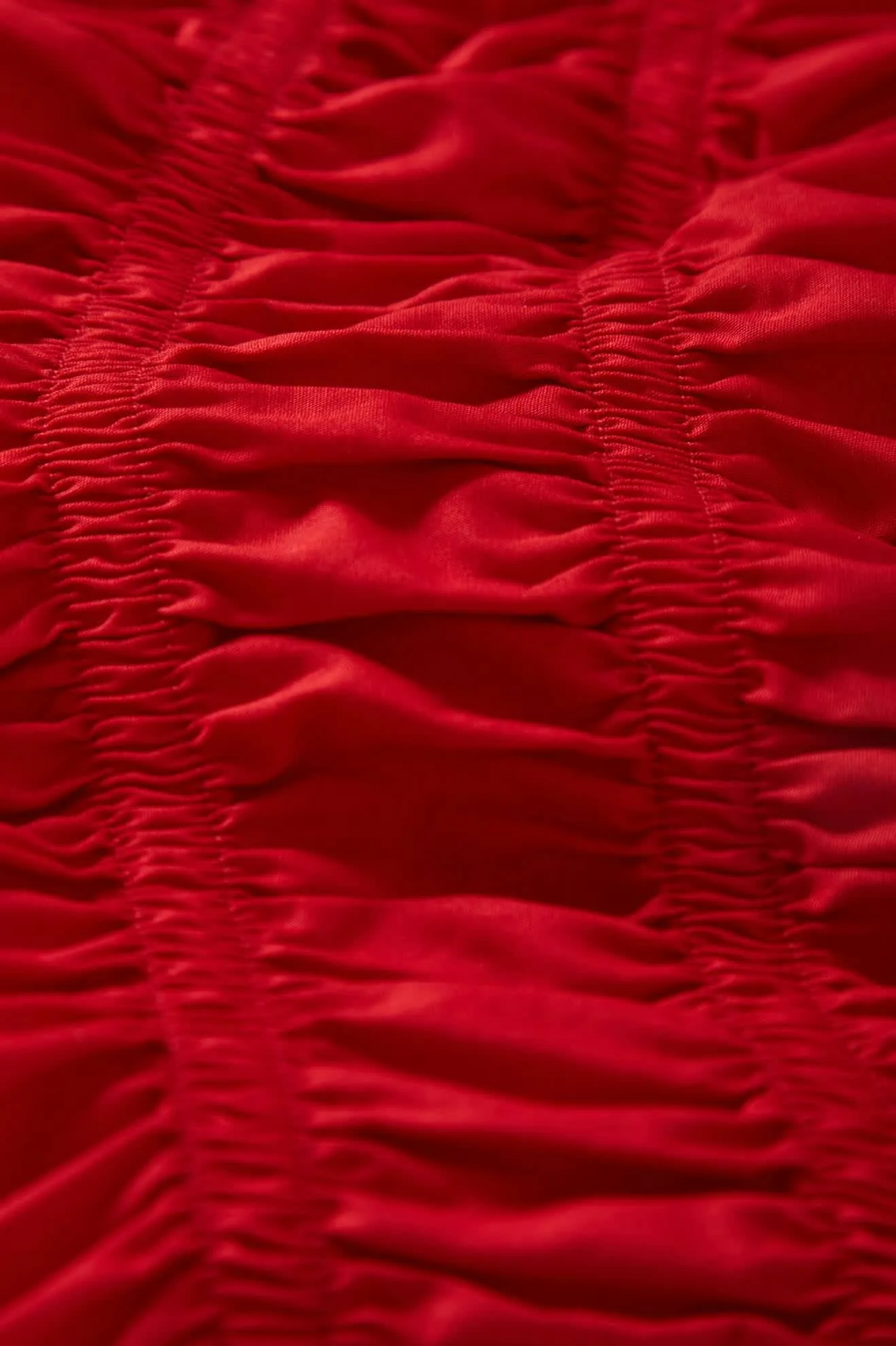 Eden Smocked Top - Crimson