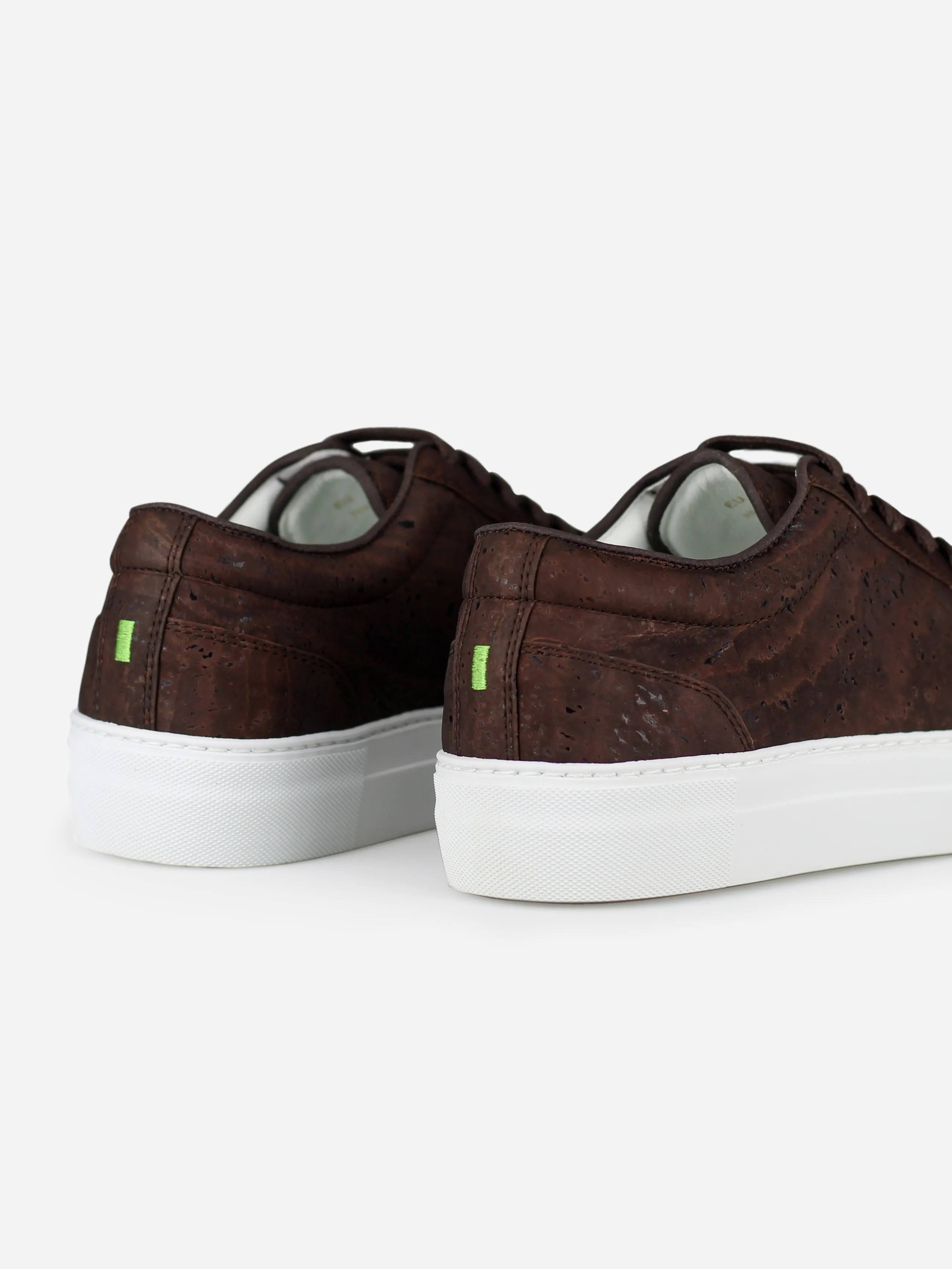 Essential - Castanha Brown