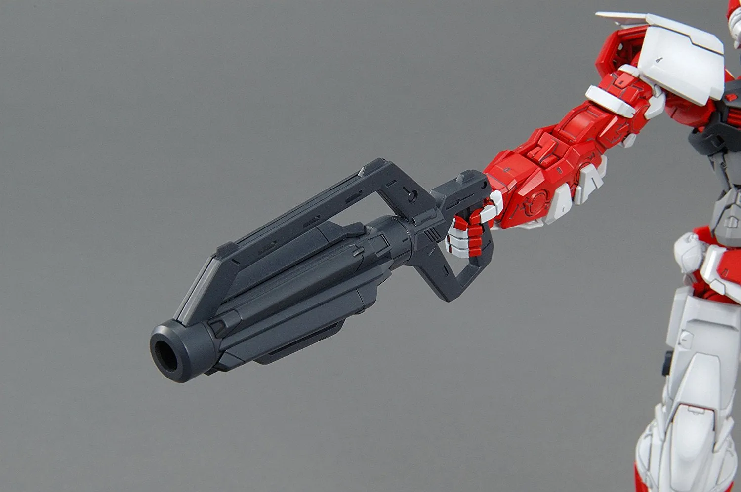 Gundam 1/100 MG Seed Vs Astray MBF-02KAI Gundam Astray Red Frame Custom (Kai) Model Kit