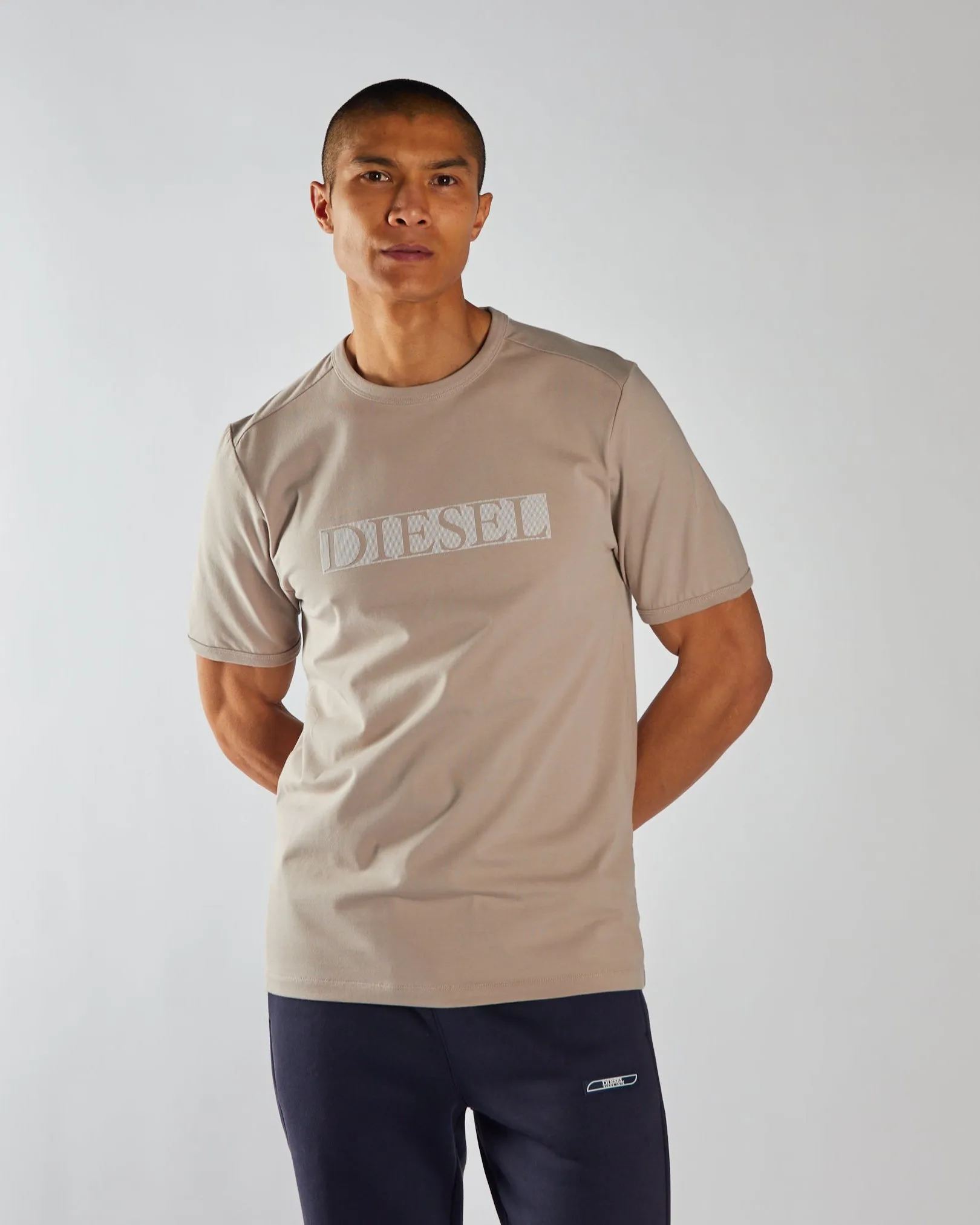 London Tee Saturn Ash