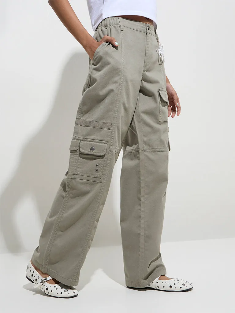 Nuon Sage Cargo-Style High-Rise Cotton Pants