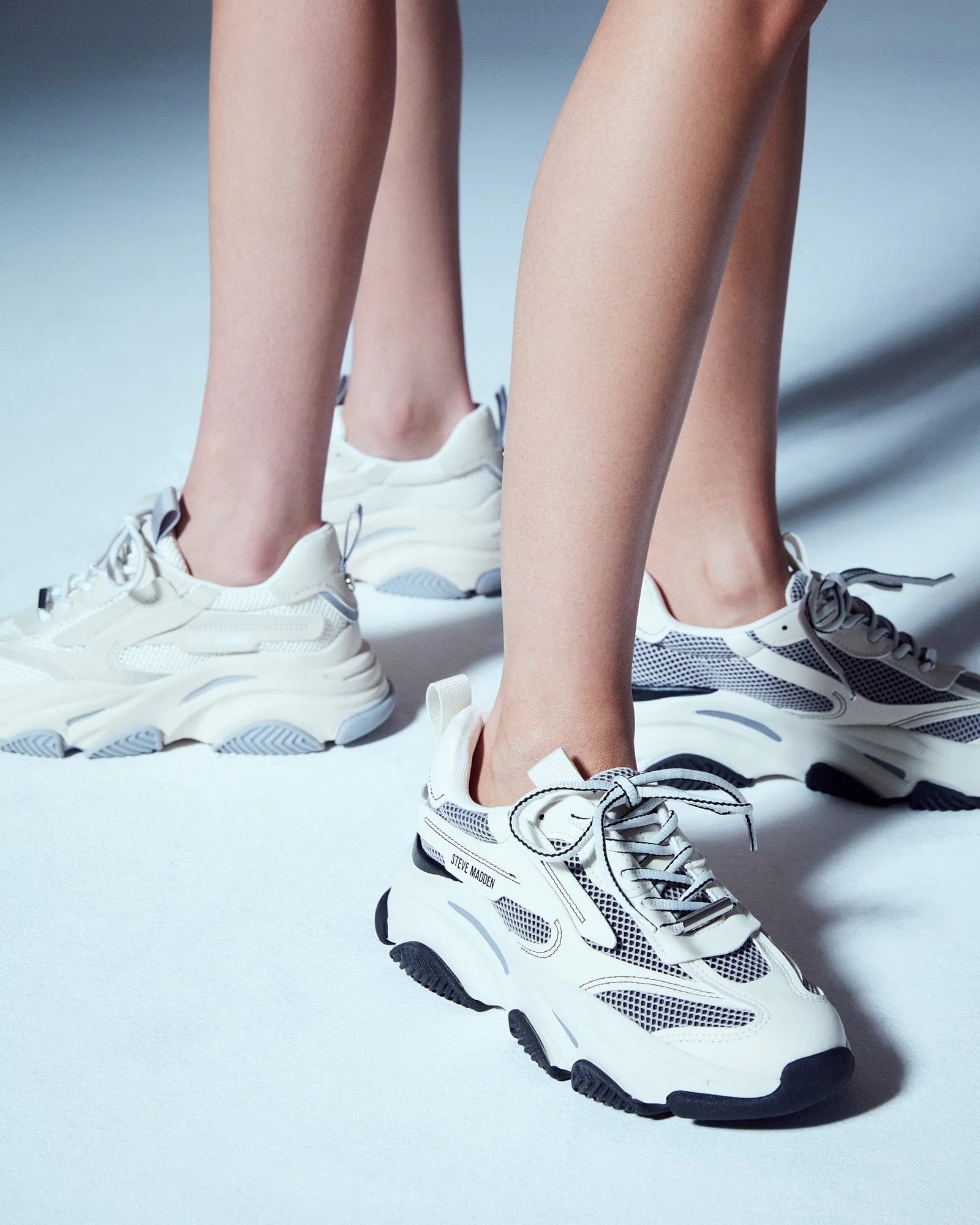 Possession-E Trainer SILVER/WHITE