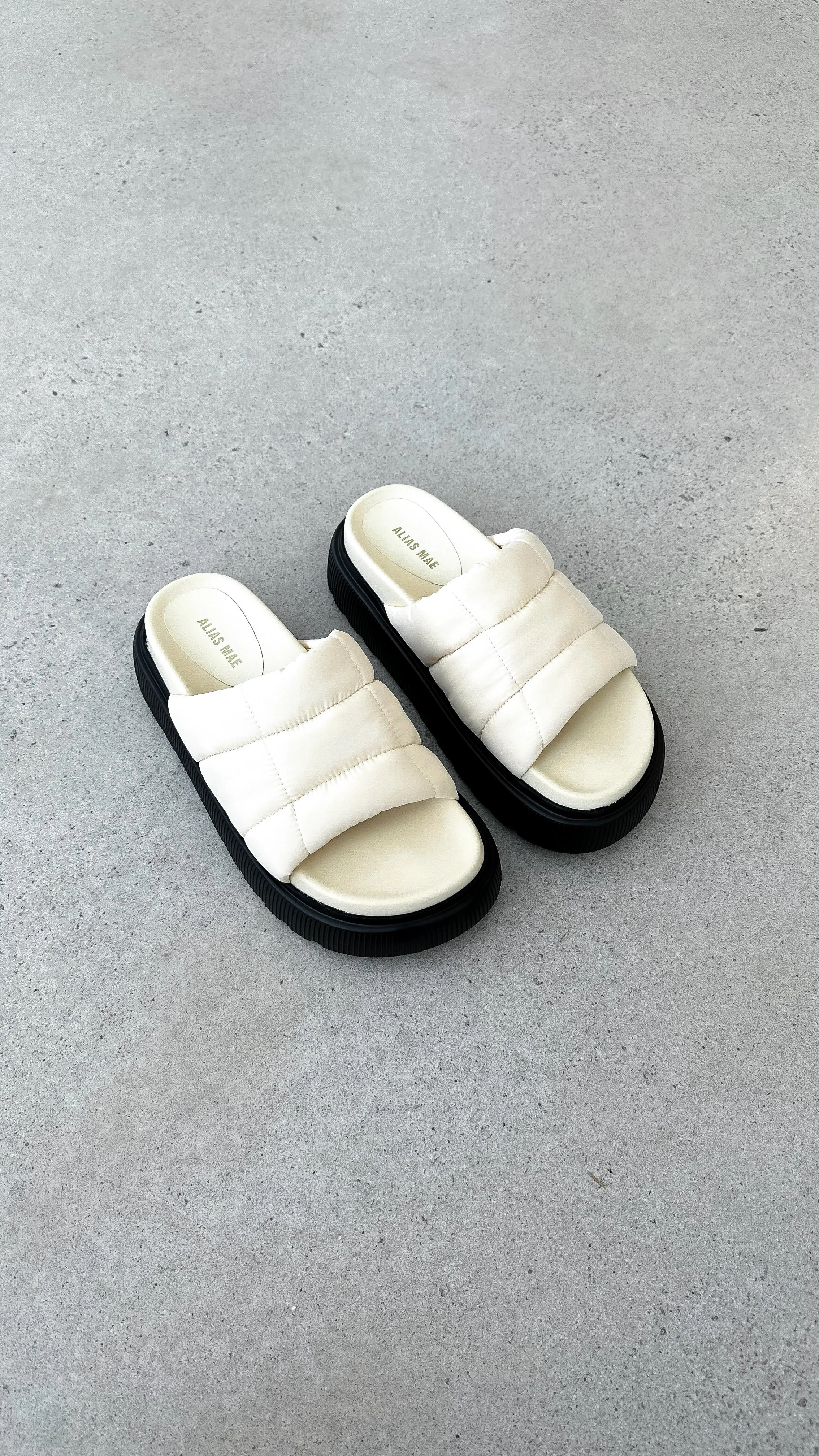 Vivian Slide - Cream